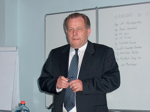 Zah�jen� a �vodn� slovo